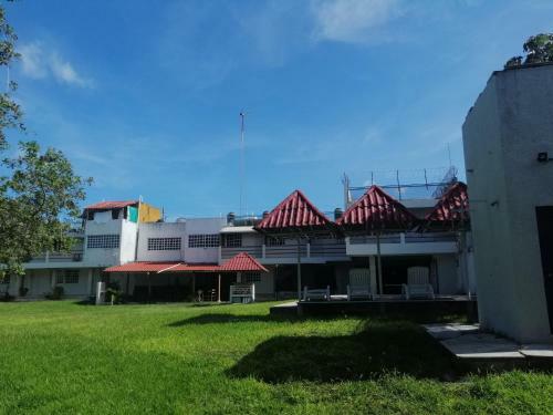 Hotel Tur�stica Laguna Encantada