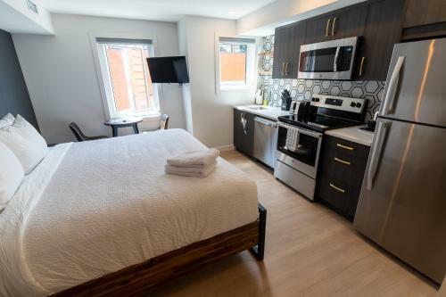 Hotel Basecamp Suites Canmore