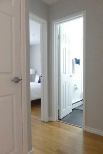 Central & Quiet Apartment