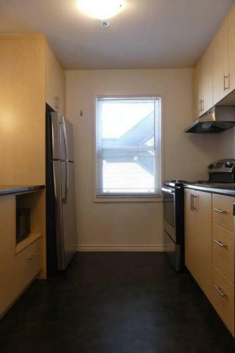 Central & Quiet Apartment