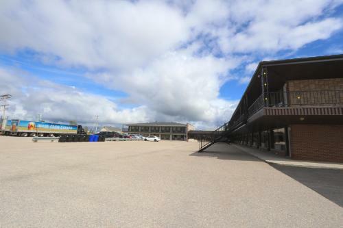 Hotel Super 8 By Wyndham Hearst On