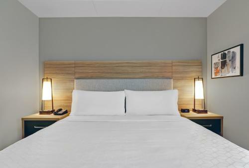 Candlewood Suites - Kingston West, An Ihg Hotel