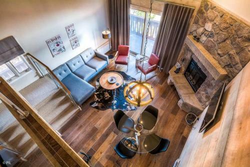 Lakeside 2br Condo With Tremblant Mountain View By Suite Spot