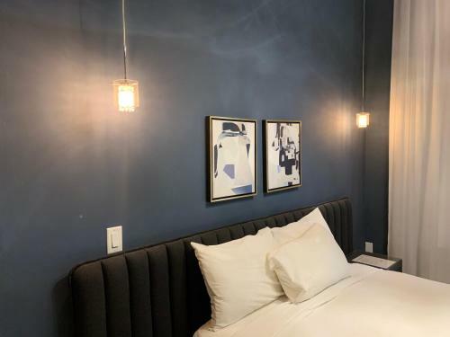 Hostal Room In Bb - Queen Studio Room Downtown Musees Montreal