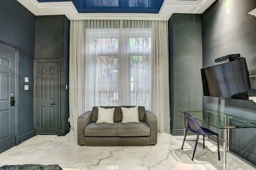 Hostal Room In Bb - Queen Studio Room Downtown Musees Montreal