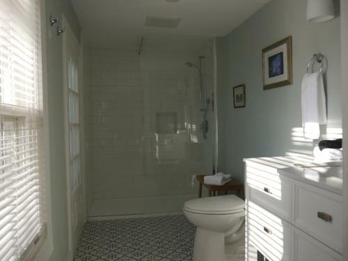 Bed & Breakfast Harrogate House Inn, Circa 1818