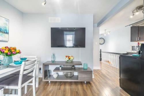 Apartamento Newly Renovated - Modern 1br With Rooftop Terrace!