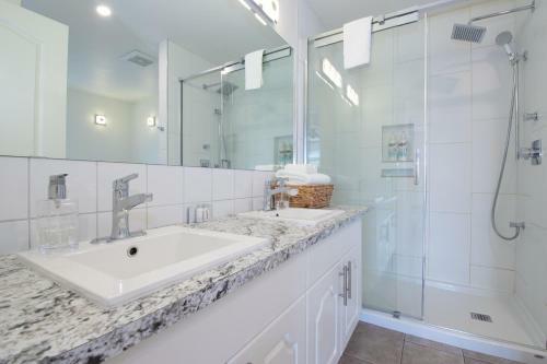 492 By The Beach Townhouse