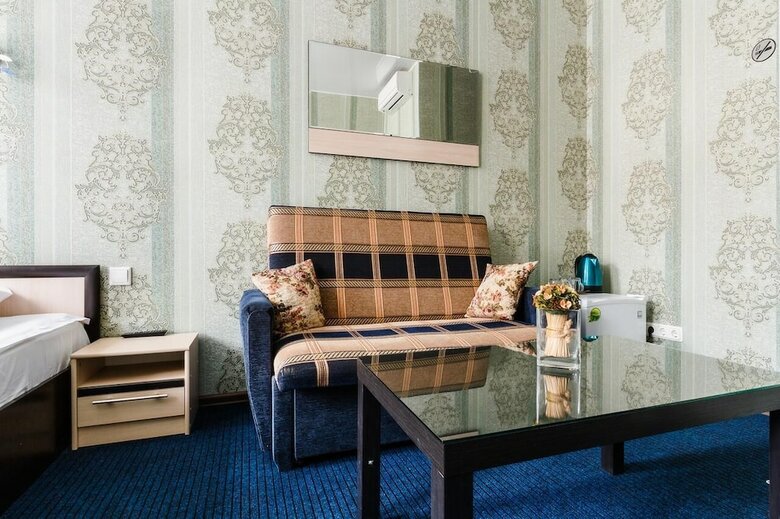 Alluria On Mytninskaya Hotel
