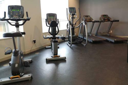 Apartamento Richmond Close Skytrain 2br By D&c