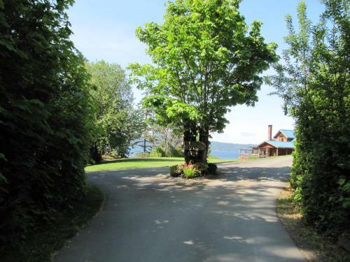 Bed & Breakfast Arbutus Cove Guesthouse