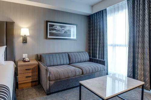 Sandman Signature Saskatoon South Hotel
