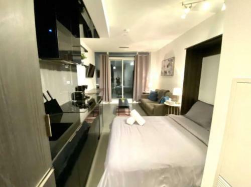 Stylish Studio Apartment In Financial District