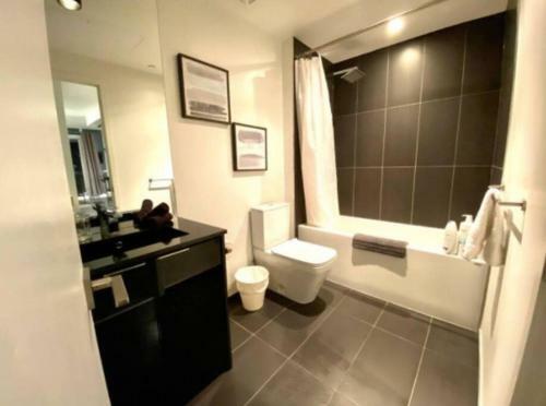 Stylish Studio Apartment In Financial District