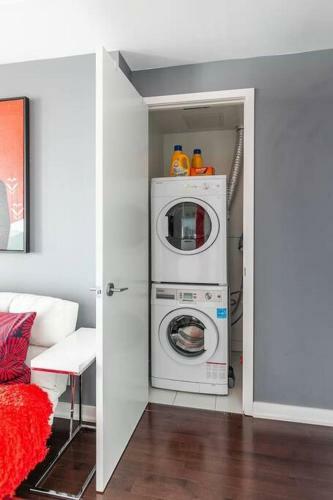 Stylish High Rise Studio With Amazing Views