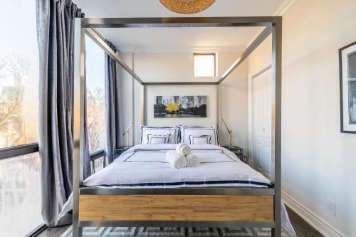 Prime Location - Stunning 2br - Newly Renovated!