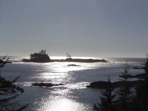 Bostrom's B&B On Little Beach Bay