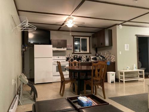 Cougar Mountain Cabin Rentals