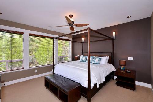 Nature's Gate Executive Vacation Home