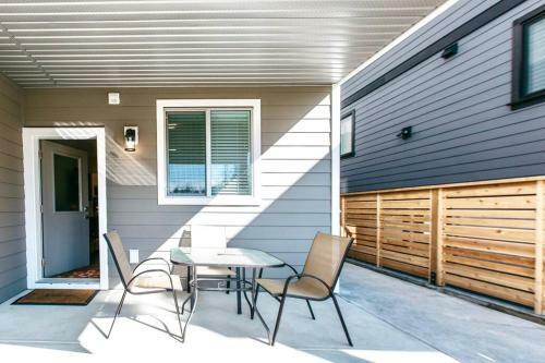 New 2 Bedroom Sulte