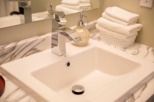 Apartamento Downtown Whitehorse Deluxe 2 Bedroom Condo