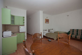 Hostal Novoselkovsky Guest House