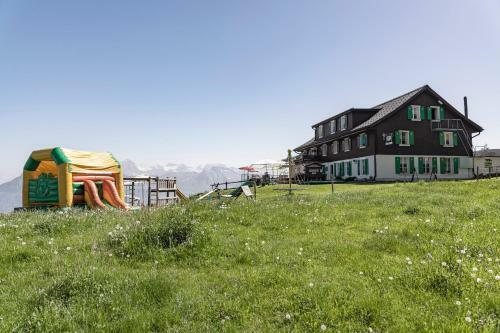 Albergue Rigi-burggeist Alpine Guesthouse