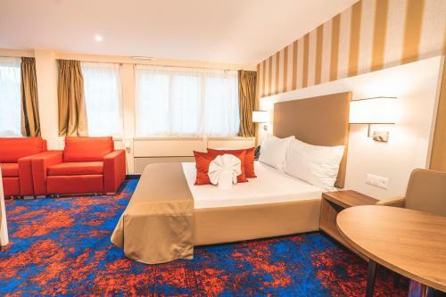 My Home Hotel - Free Parking