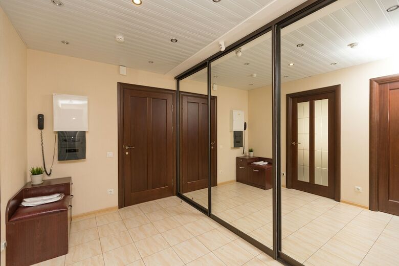 Sharf Hotel