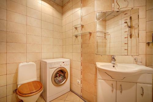 Apartment On Suvorovskiy