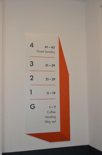 Easyhotel Z�rich West