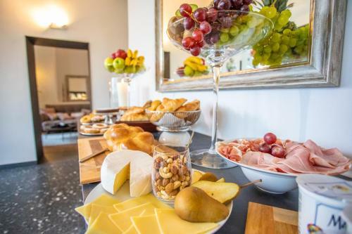 Bed & Breakfast Villa Muralto Rooms & Garden