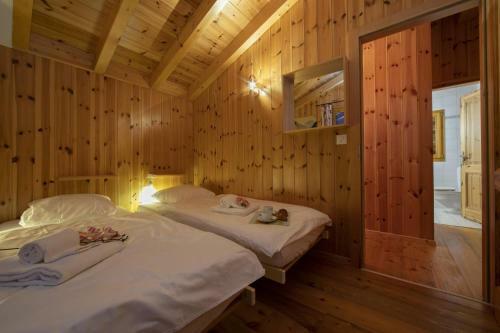 Chalet Lustycru Enjoy The Mountain