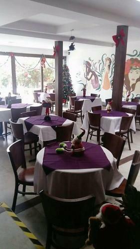Hotel Hostal La Moderna