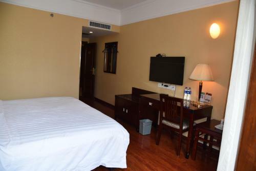 Hujialou Hot Spring Hotel