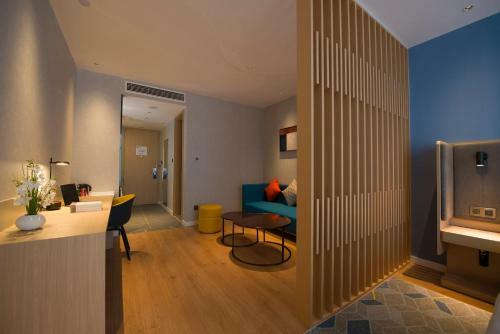Holiday Inn Express Beijing Daxing, An Ihg Hotel