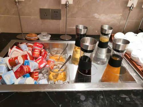 Polysheron Hotel Changsha Houjiatang Metro Station Branch