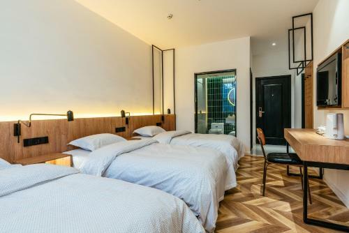 Poshpacker�chengdu Local Tea Hostel