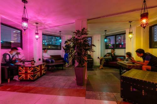 Poshpacker�chengdu Local Tea Hostel