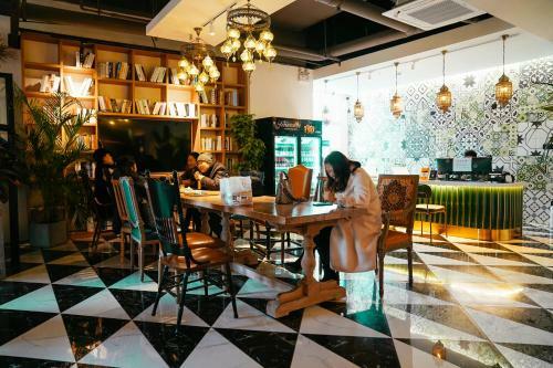 Poshpacker�chengdu Local Tea Hostel