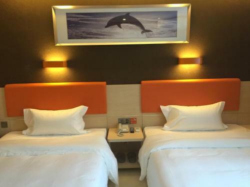Hotel 7days Premium Dalian Development Zone Wucaicheng Rail Station