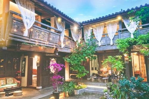 Hostal Far And Near Villa