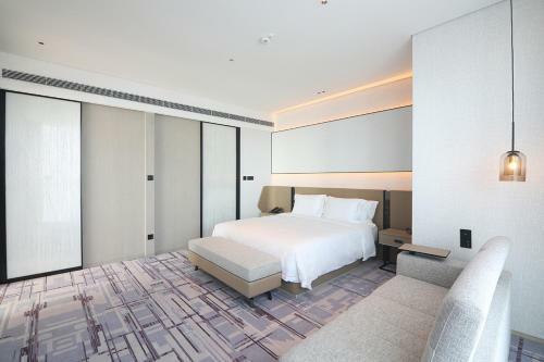 Crowne Plaza Dalian Xinghai, An Ihg Hotel