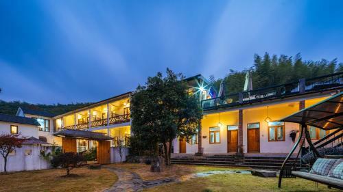 Floral Hotel Moyuan