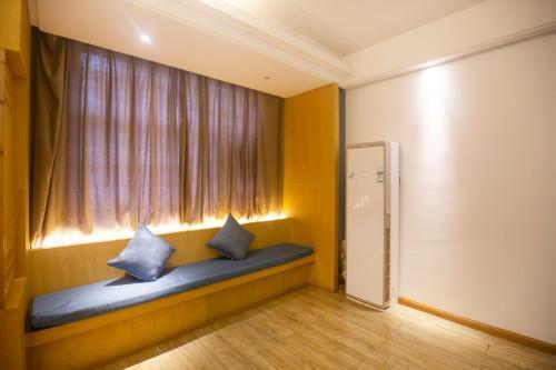 Zhangjiajie Heyday Hotel