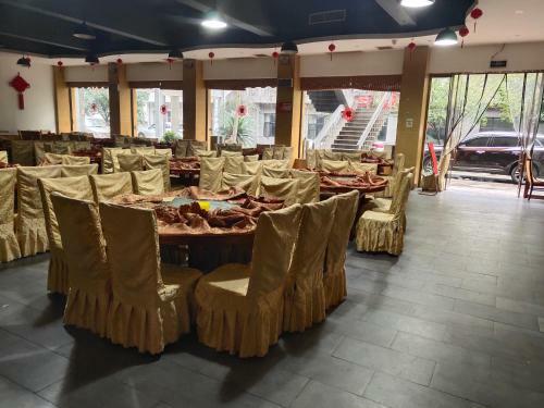 Zhangjiajie Heyday Hotel