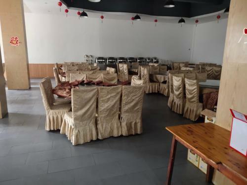Zhangjiajie Heyday Hotel