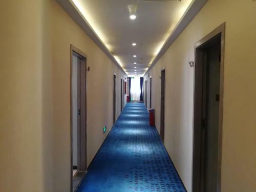 Hotel 7days Premium Guangzhou Chenjiaci Subway Station Second Branch