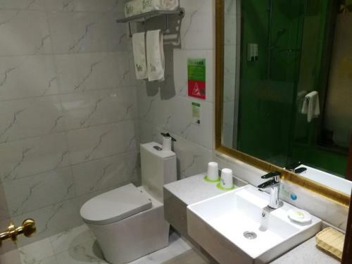 Vatica Hefei Luyang District Linquan Road Hewa Road Hotel