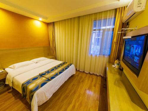 Shell Hefei Luyang District Sipai Building Subway Station Hotel